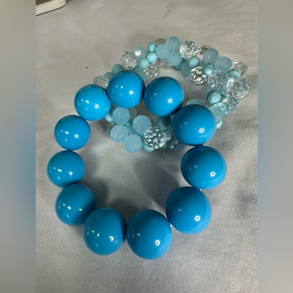 Gumball and bubble bead bracelets and choker necklace - Picture 4 of 7